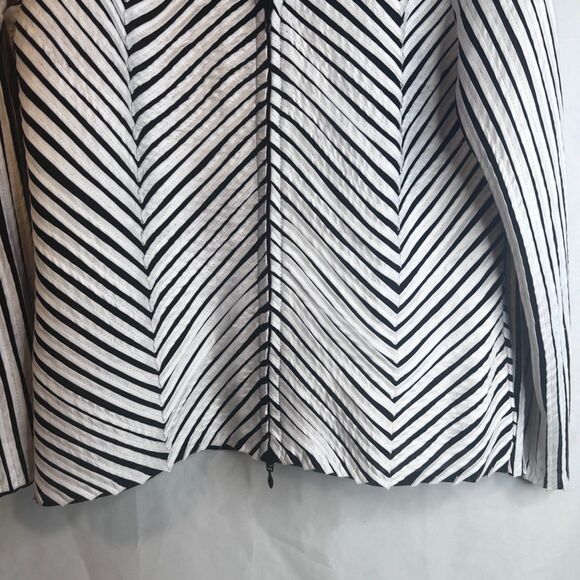 T&W Designs Chevron Mesh Peek-a-boo Striped Edgy Zip Up Jacket Size Large - Picture 4 of 10